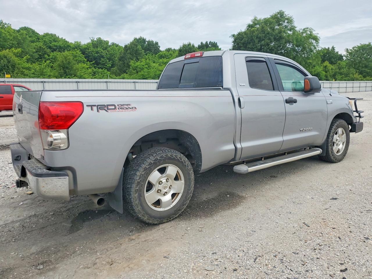 Toyota Tundra Double Cab Sr5