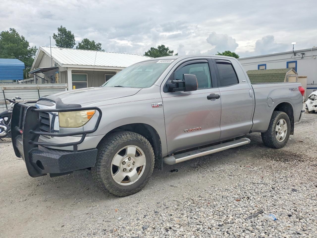 Salvage Toyota Tundra Image
