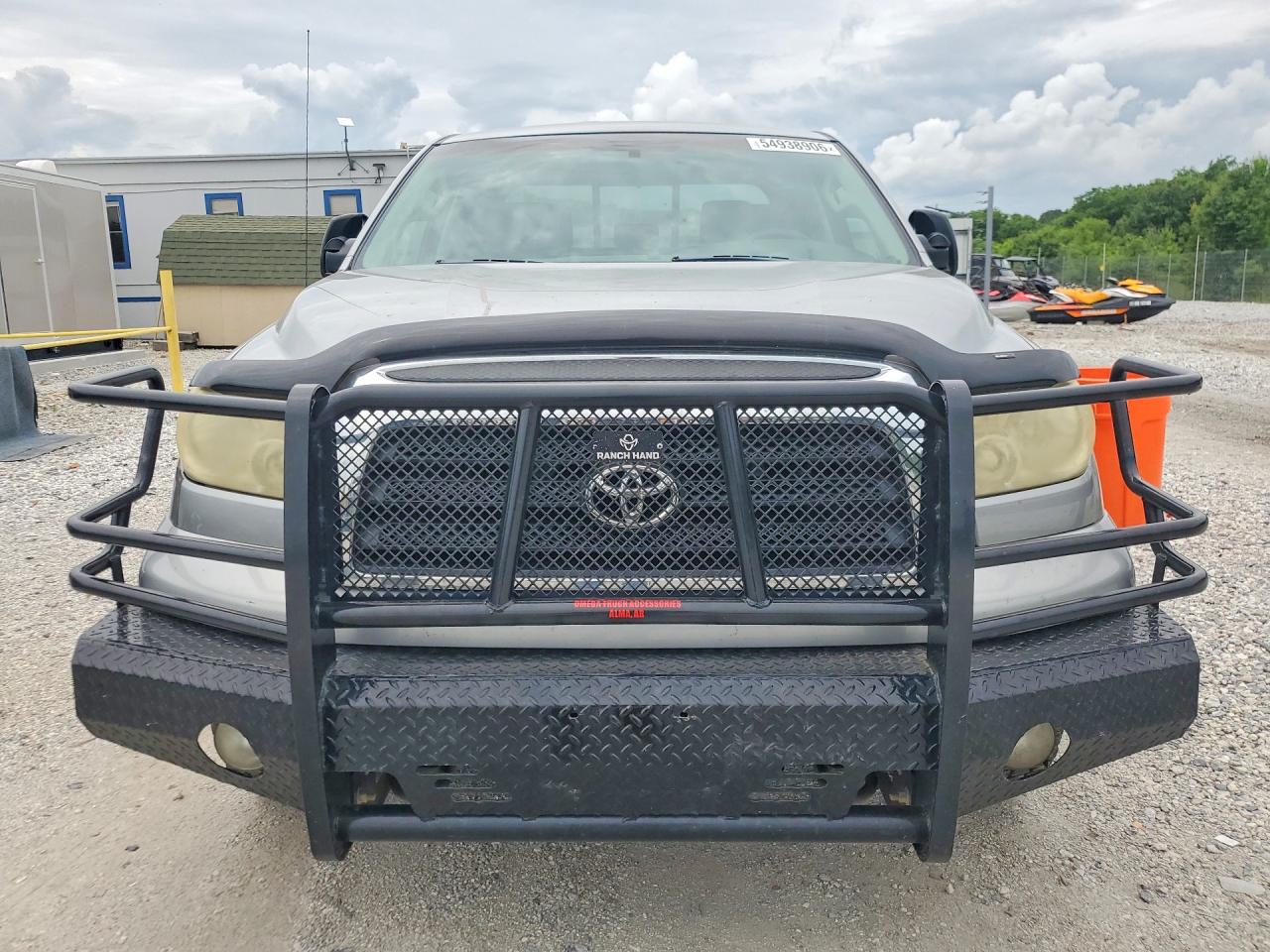 Toyota Tundra Double Cab Sr5
