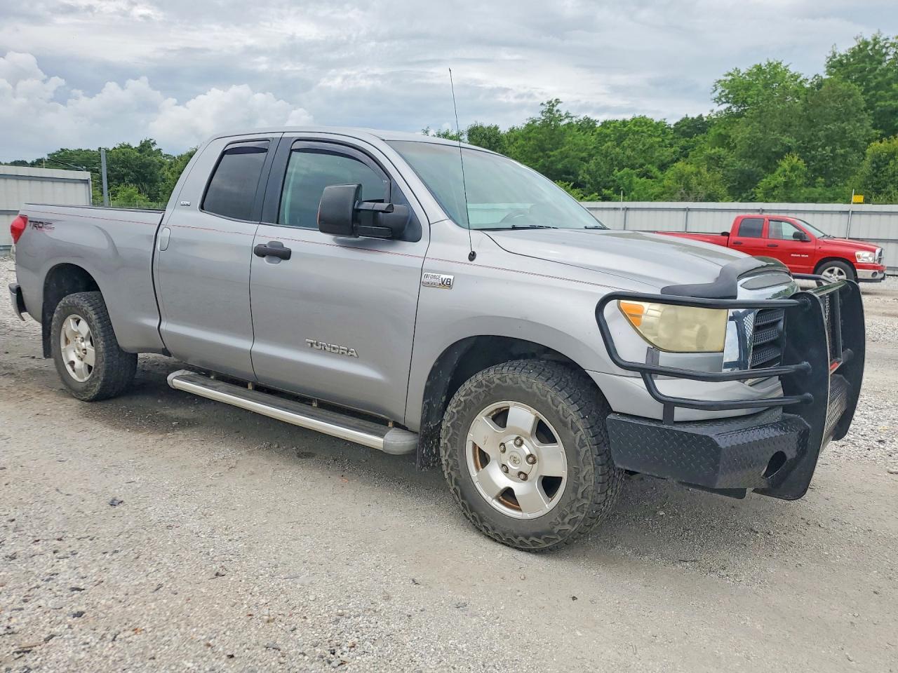 Toyota Tundra Double Cab Sr5