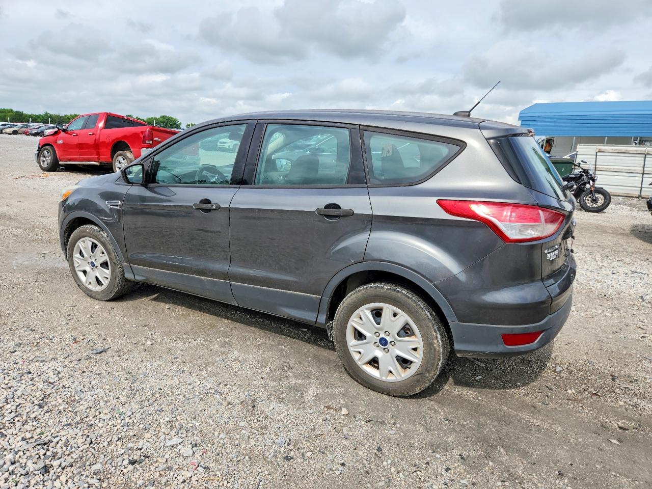 Ford Escape S