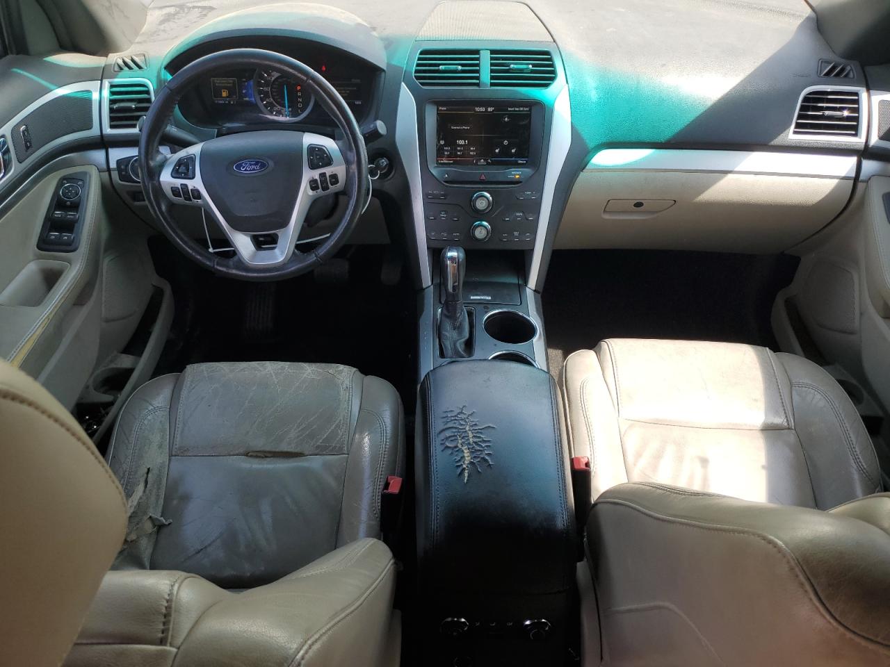 Ford Explorer Xlt