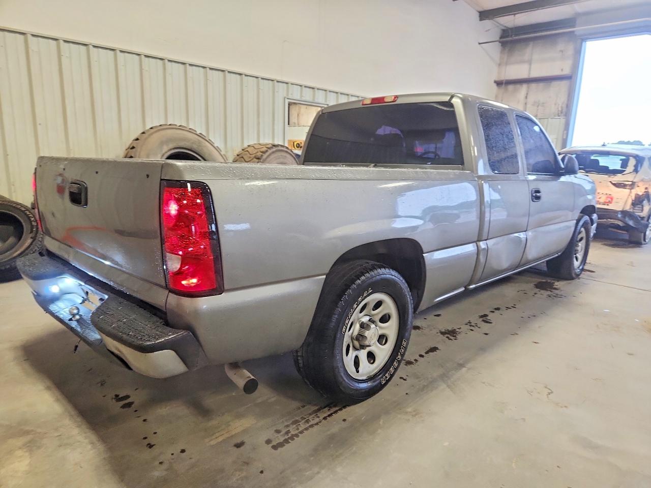 Chevrolet Silverado C1500