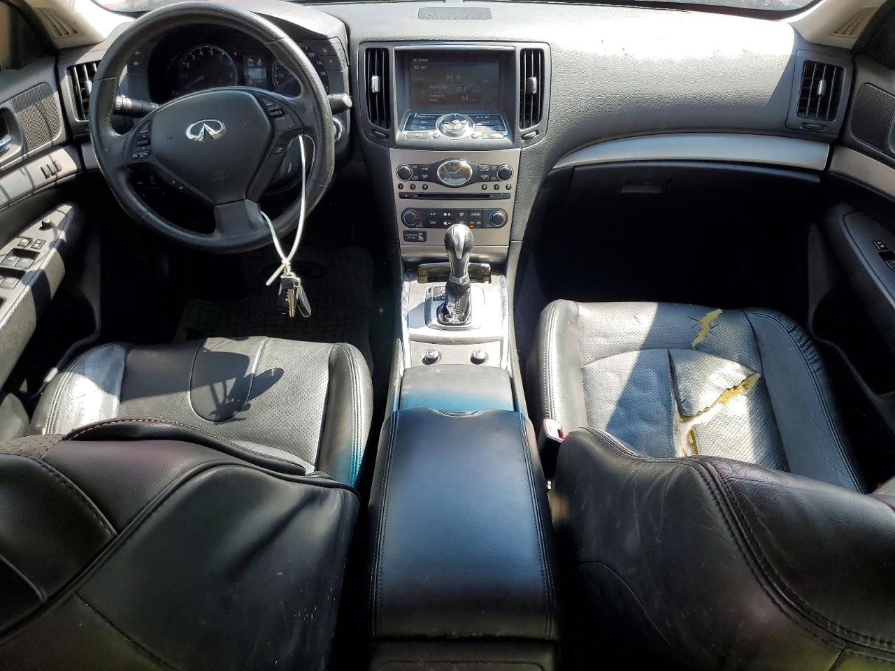 INFINITI G37 Base