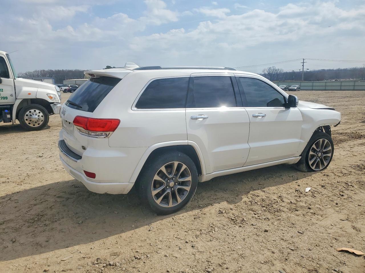 Jeep Grand Cherokee Overland