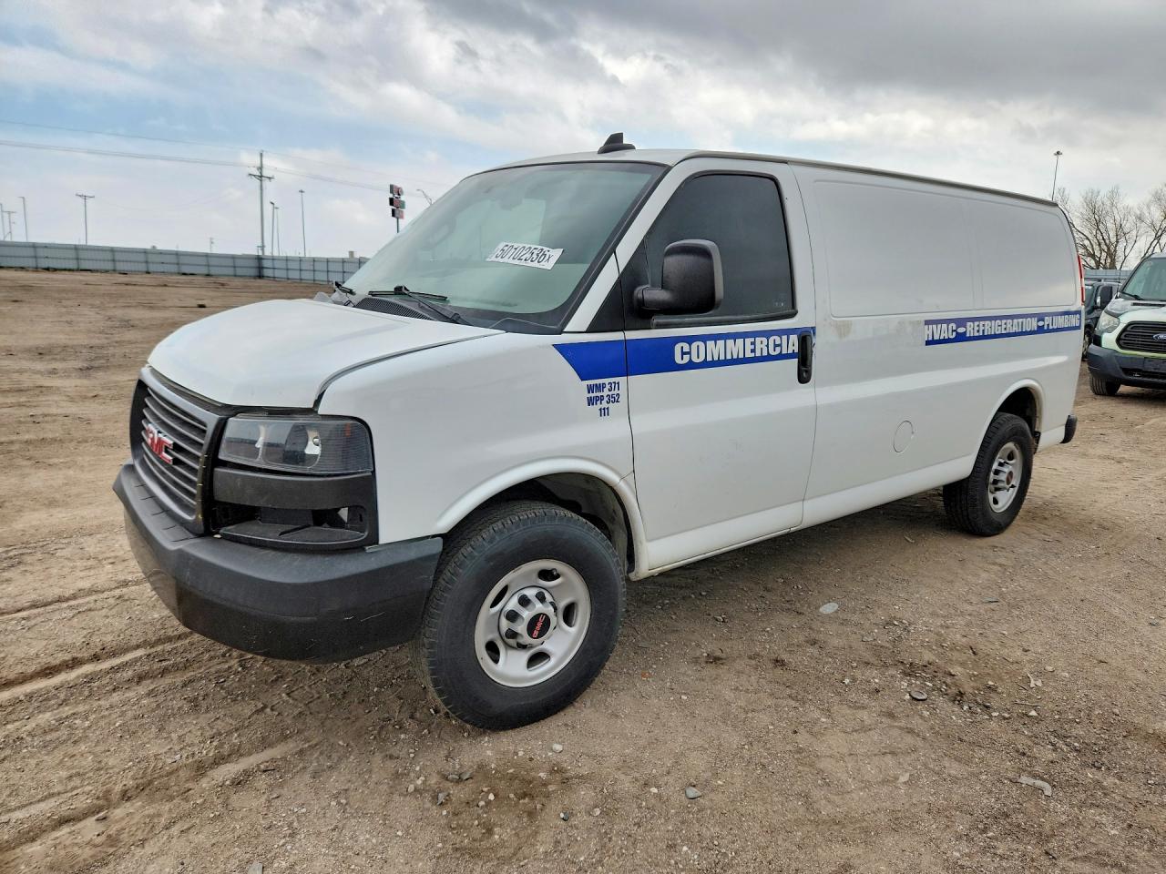 Salvage GMC Savana Image