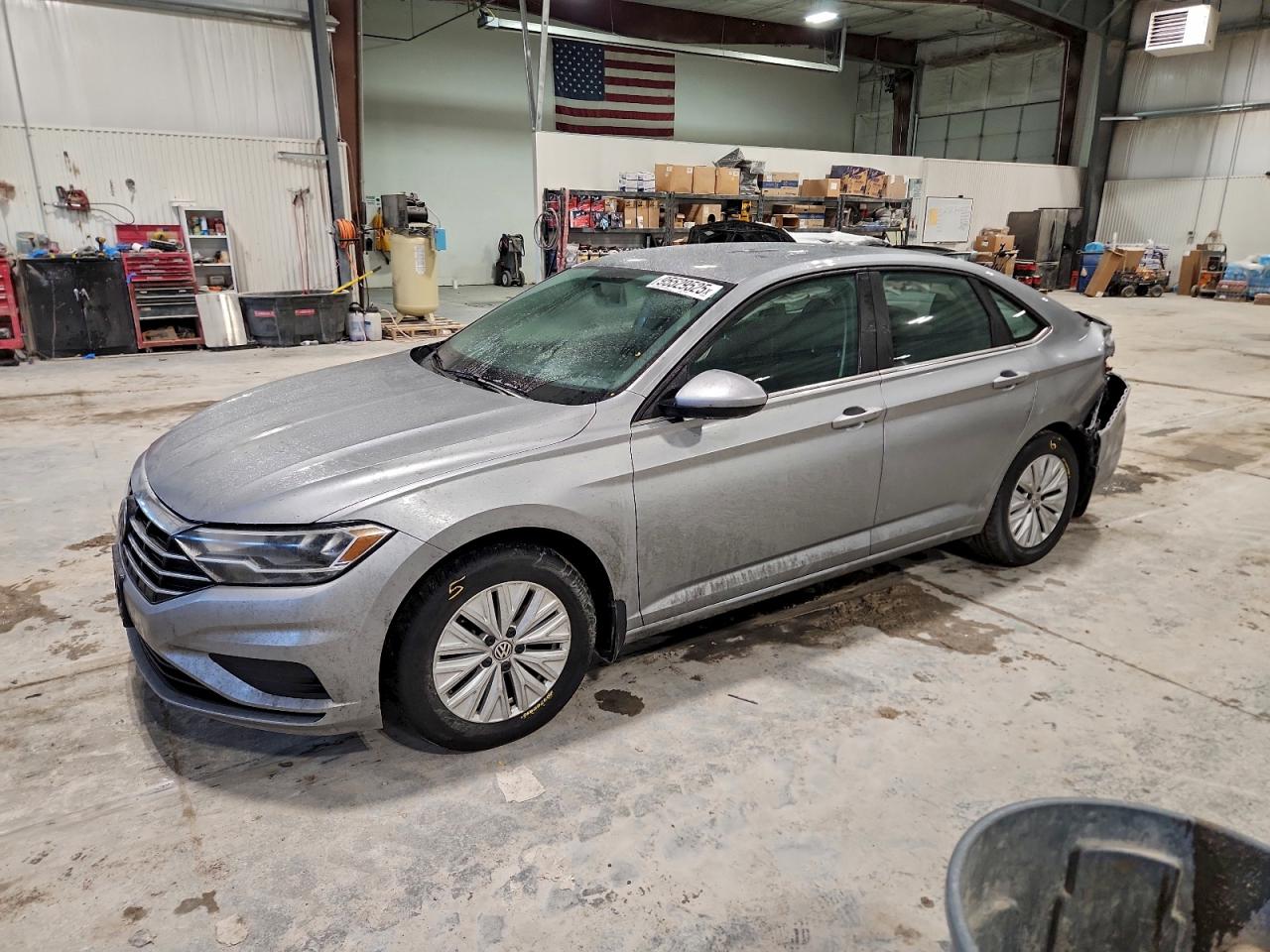 Salvage Volkswagen Jetta Image