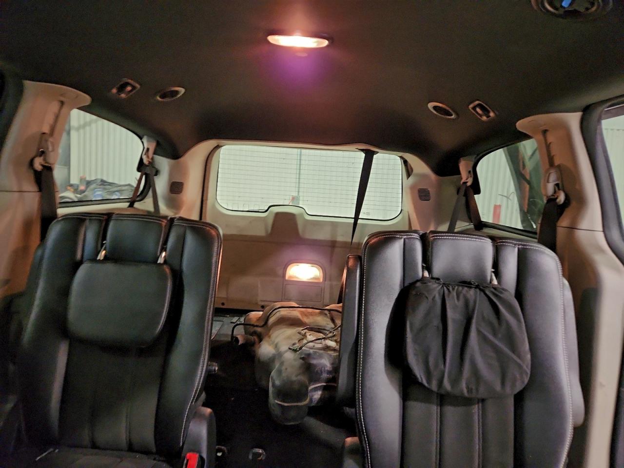 Dodge Caravan Sxt