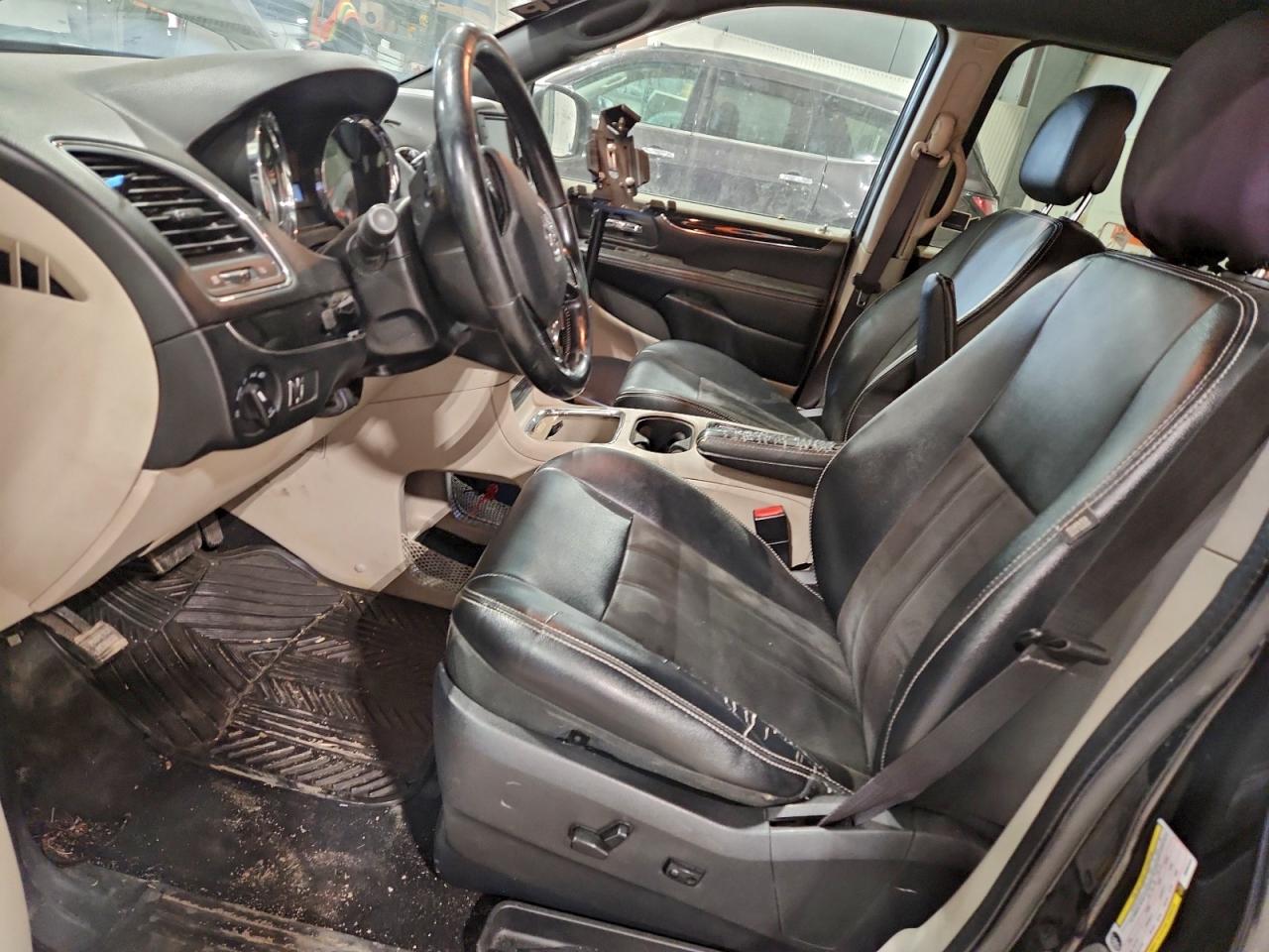 Dodge Caravan Sxt