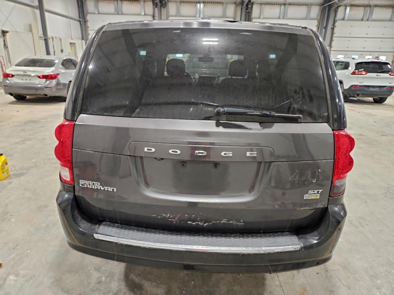 Dodge Caravan Sxt