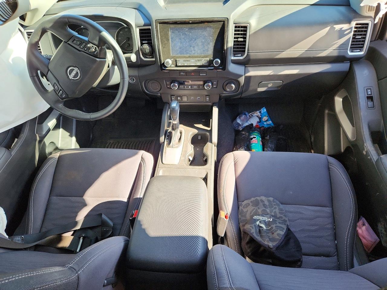 Nissan Frontier Sv