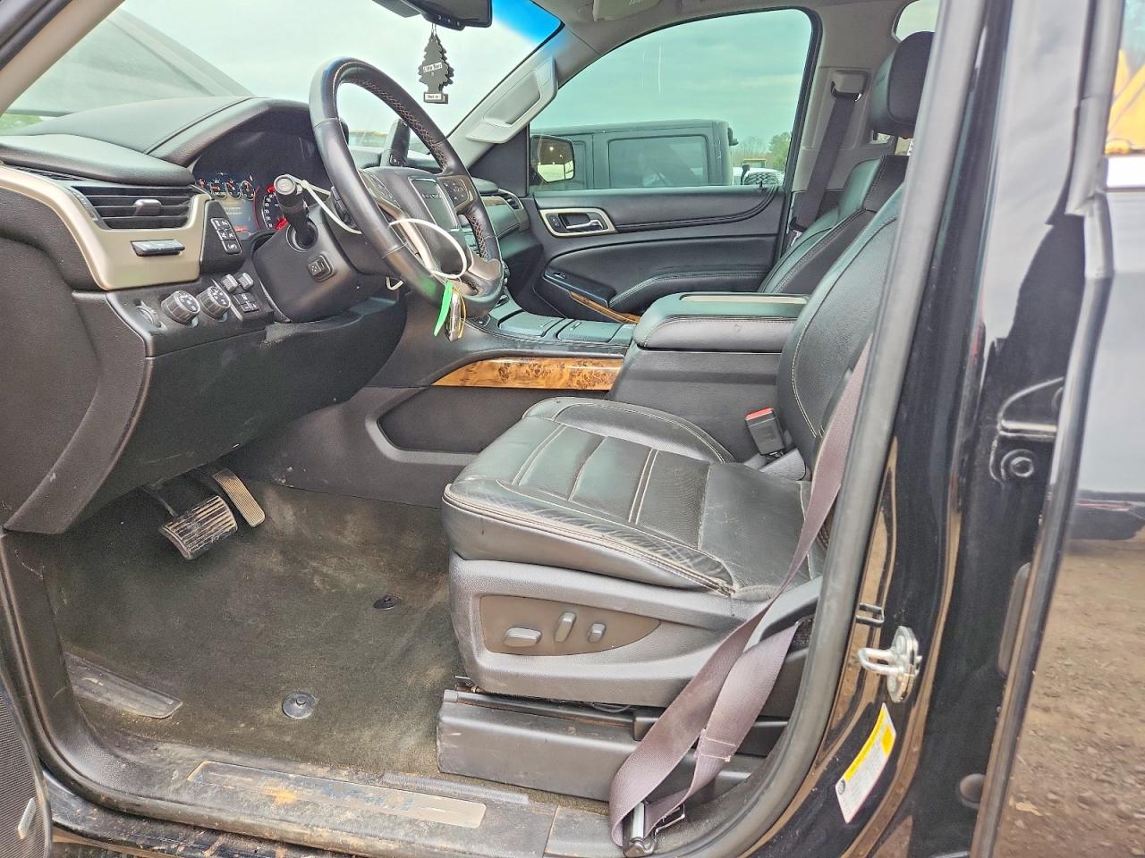GMC Yukon Denali
