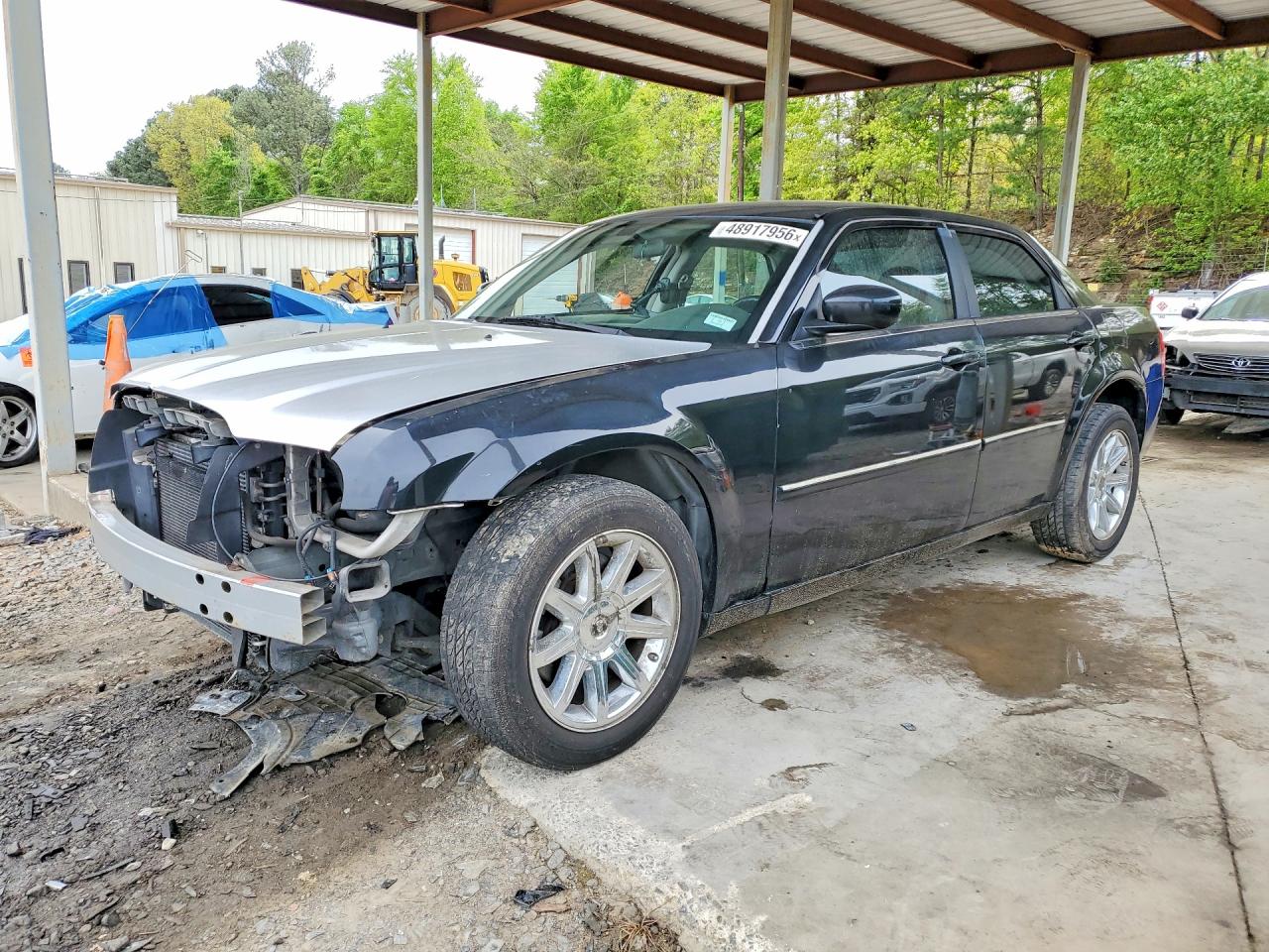 Salvage Chrysler 300 Image