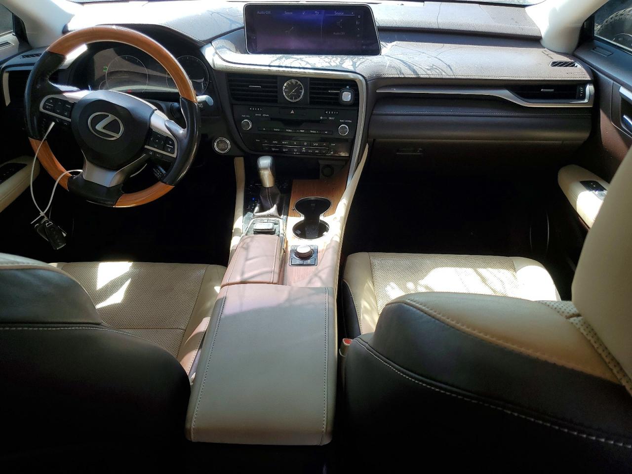 Lexus RX Base