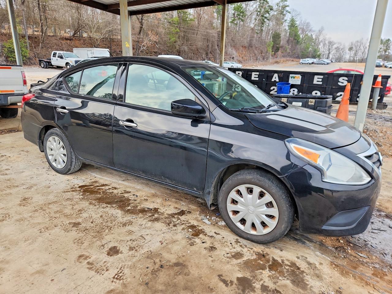 Nissan Versa