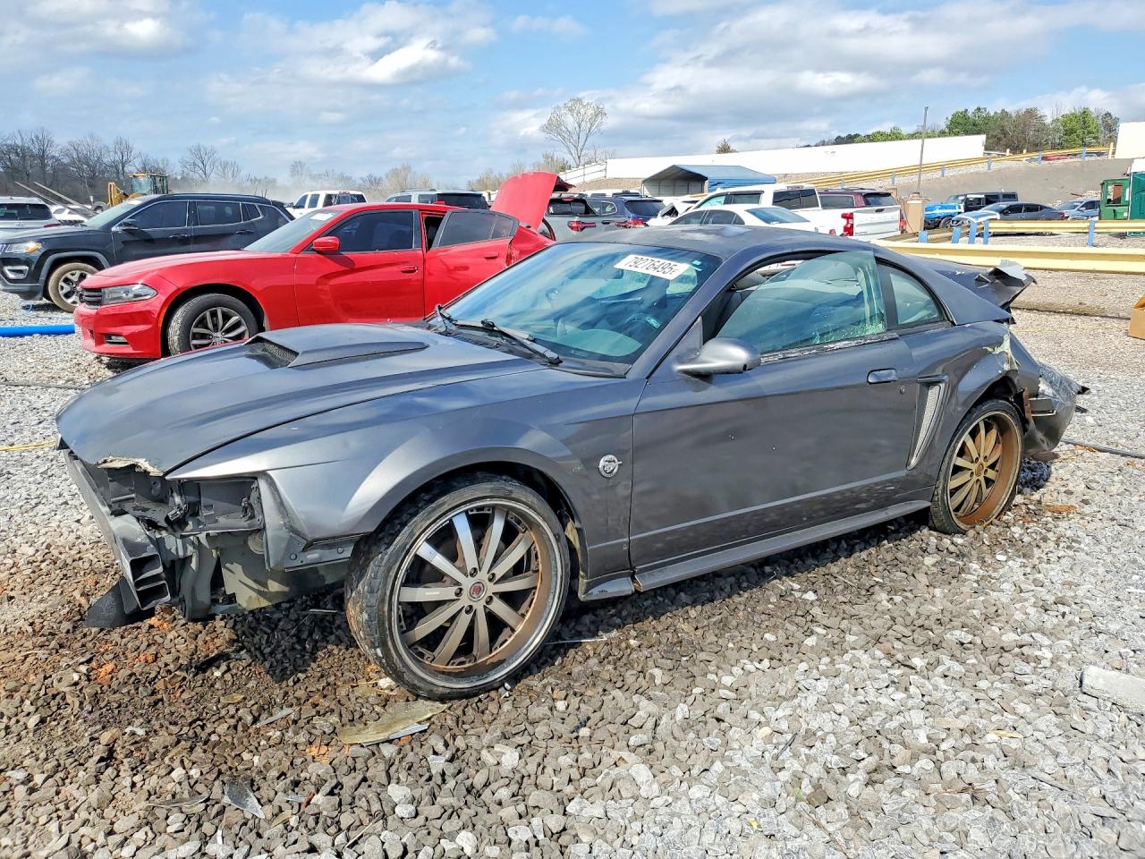 Salvage Ford Mustang Image