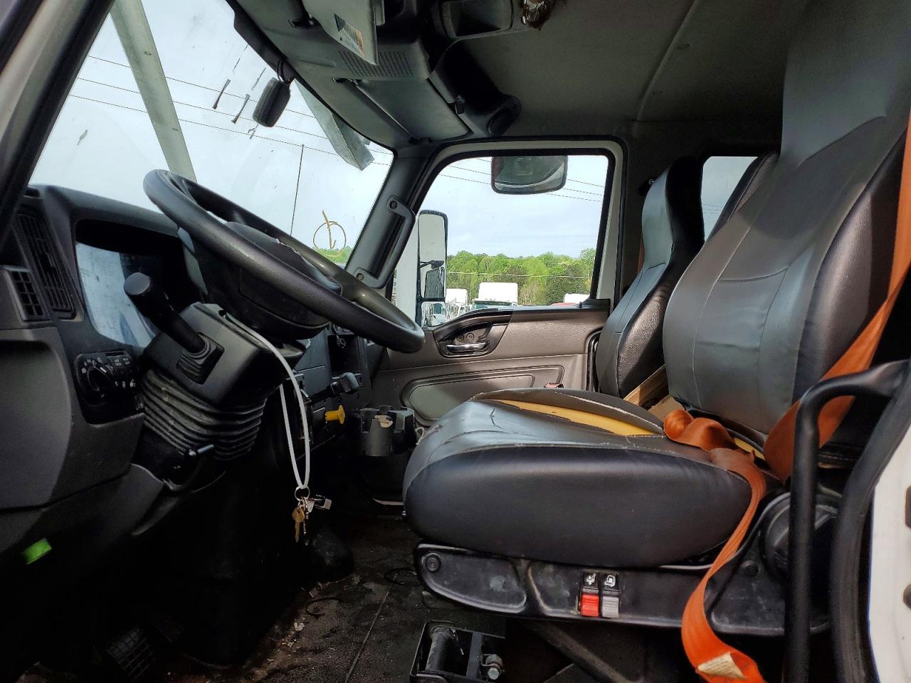 International Mv607