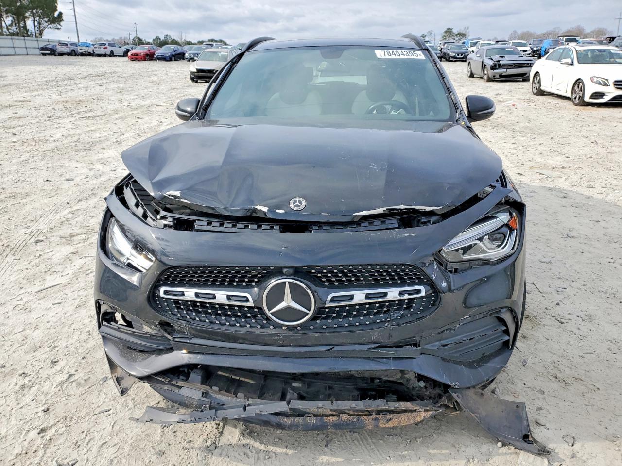 Mercedes-Benz GLA 250