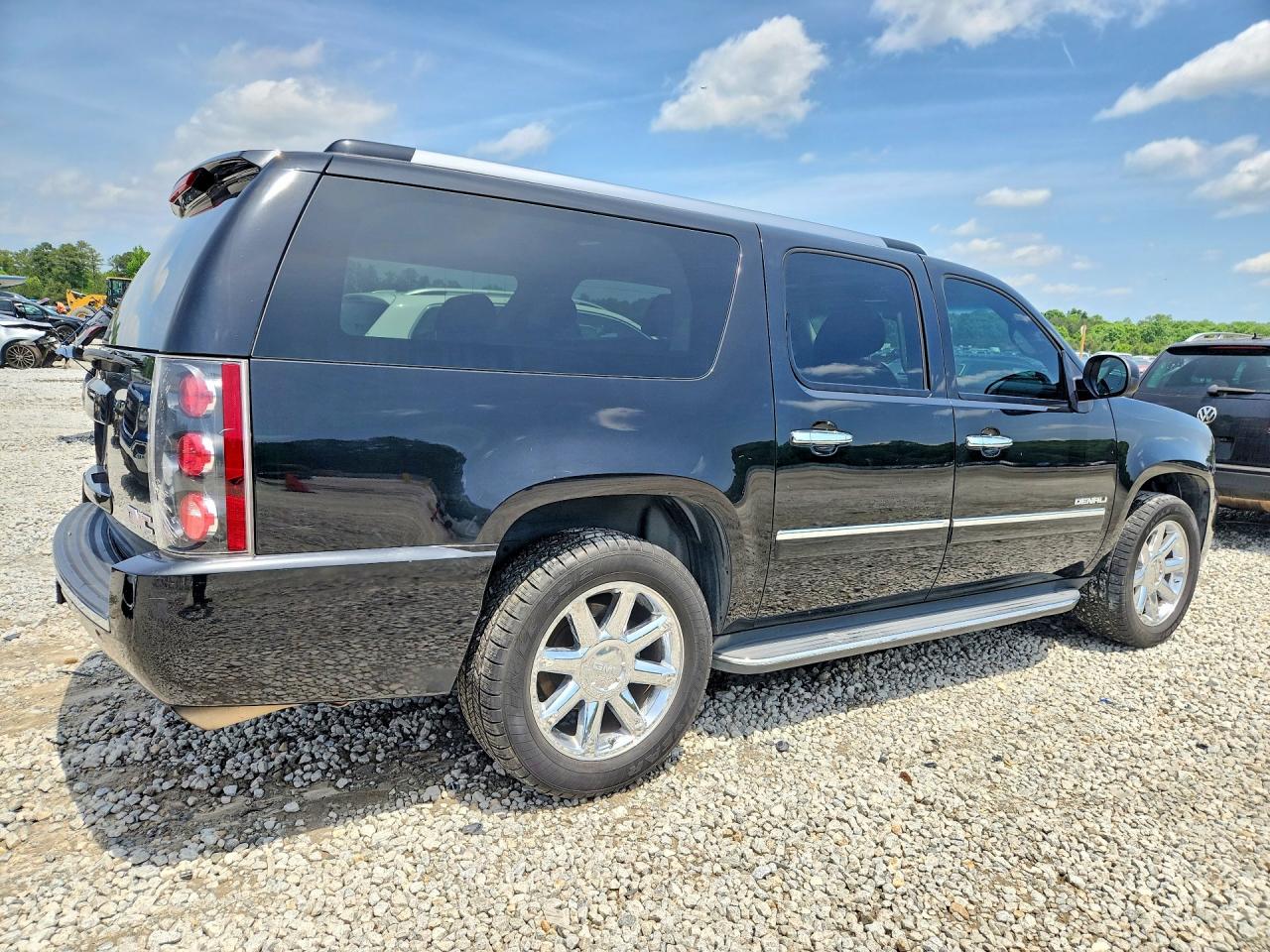 GMC Yukon Denali