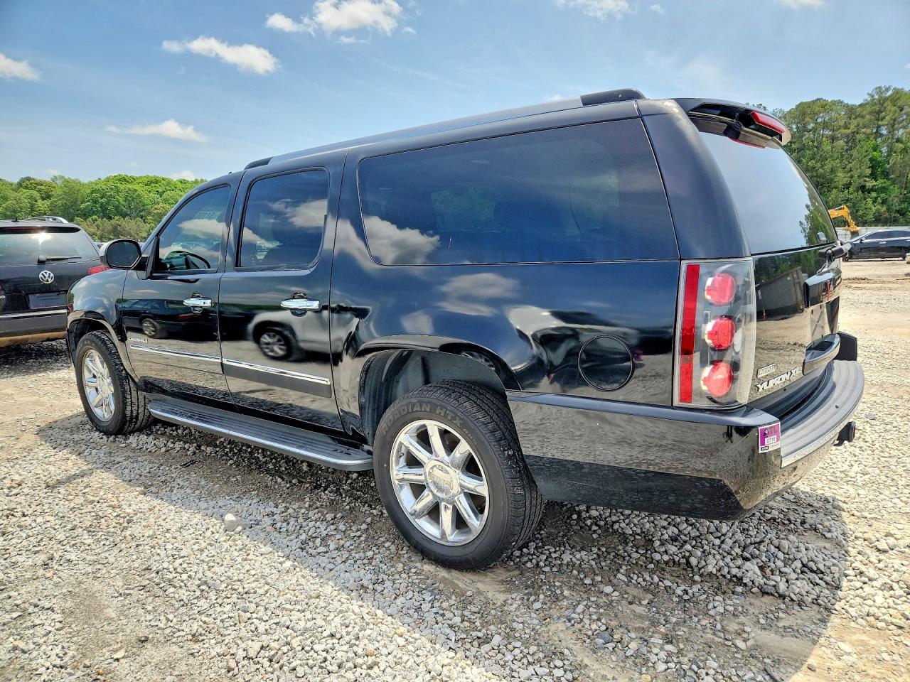 GMC Yukon Denali