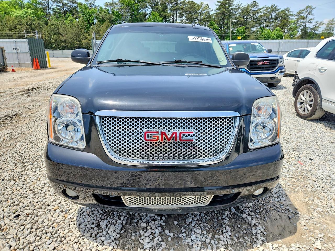 GMC Yukon Denali
