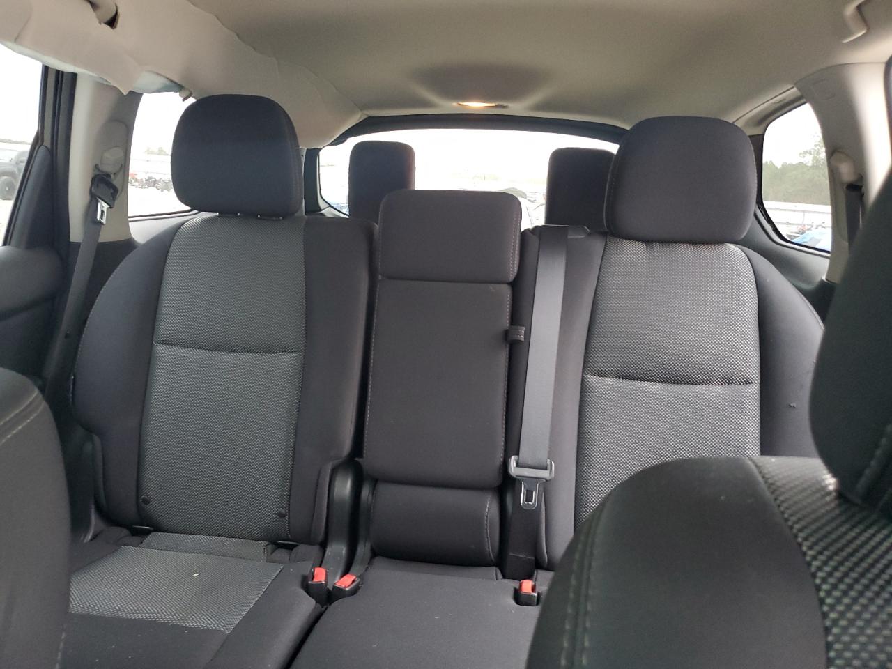 Nissan Pathfinder Sv