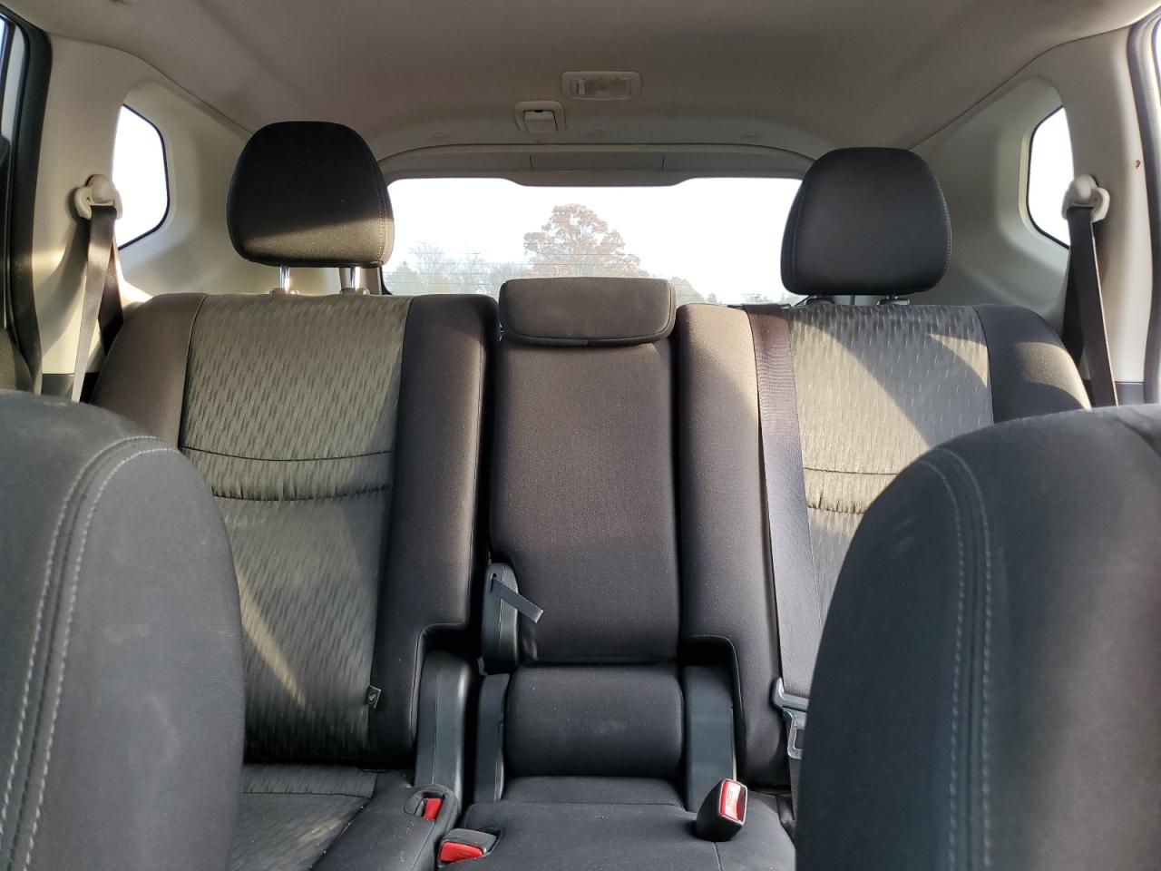 Nissan Rogue S