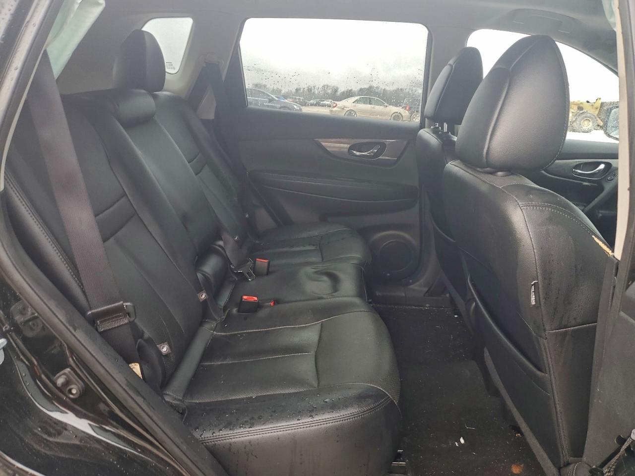 Nissan Rogue S