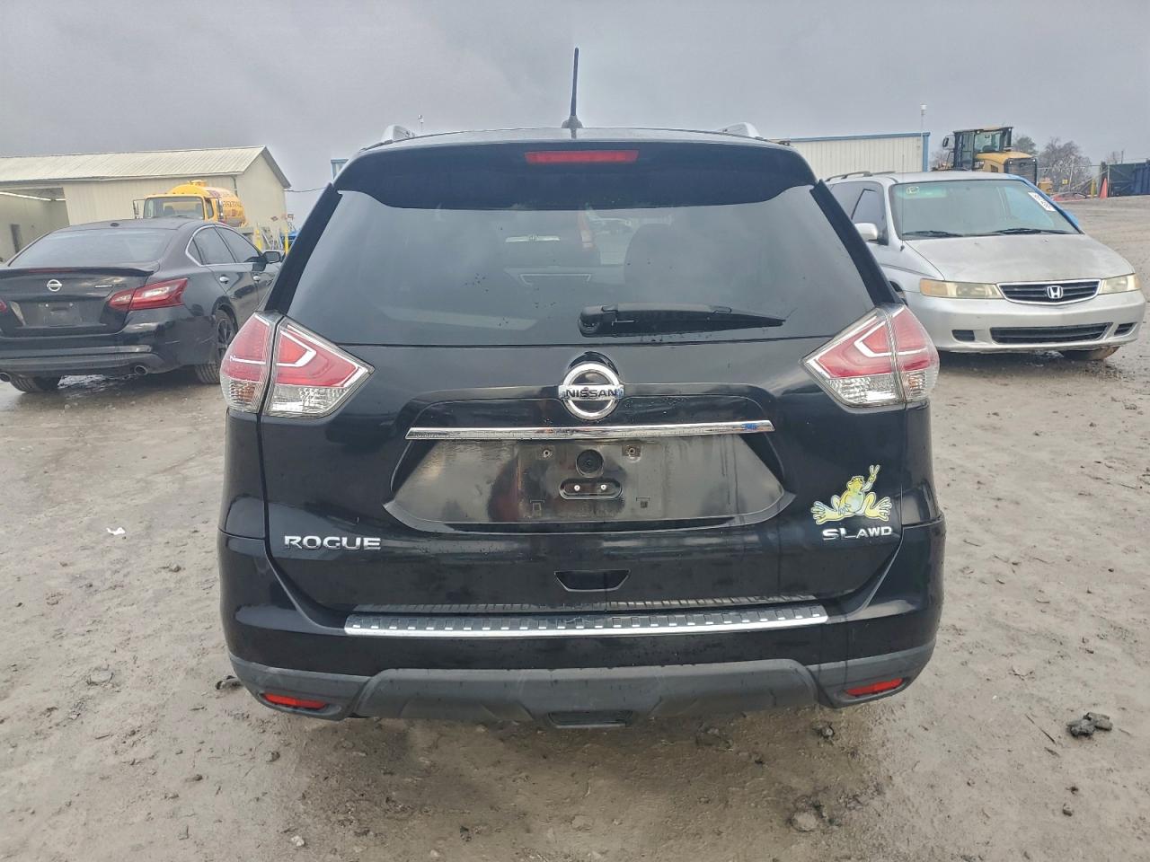 Nissan Rogue S