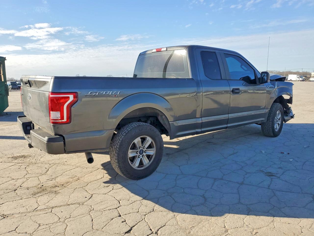 Ford F-150 Super Cab