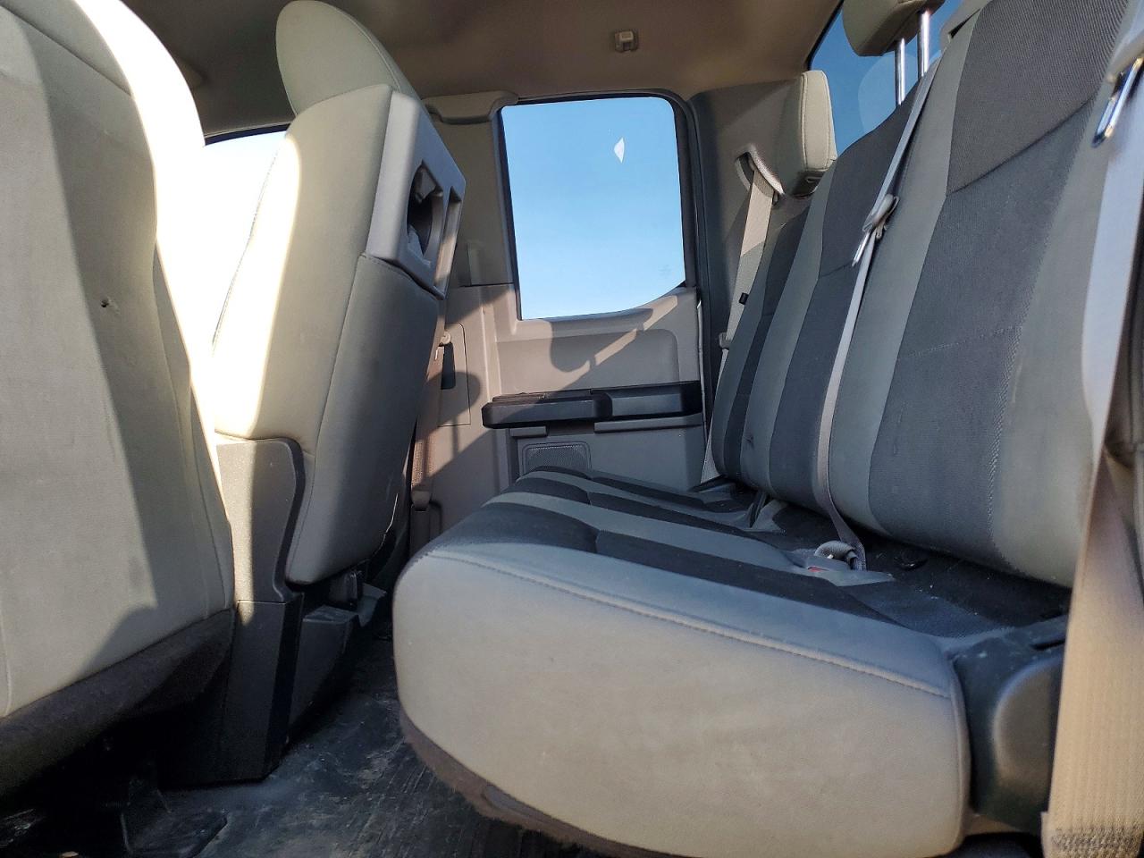 Ford F-150 Super Cab