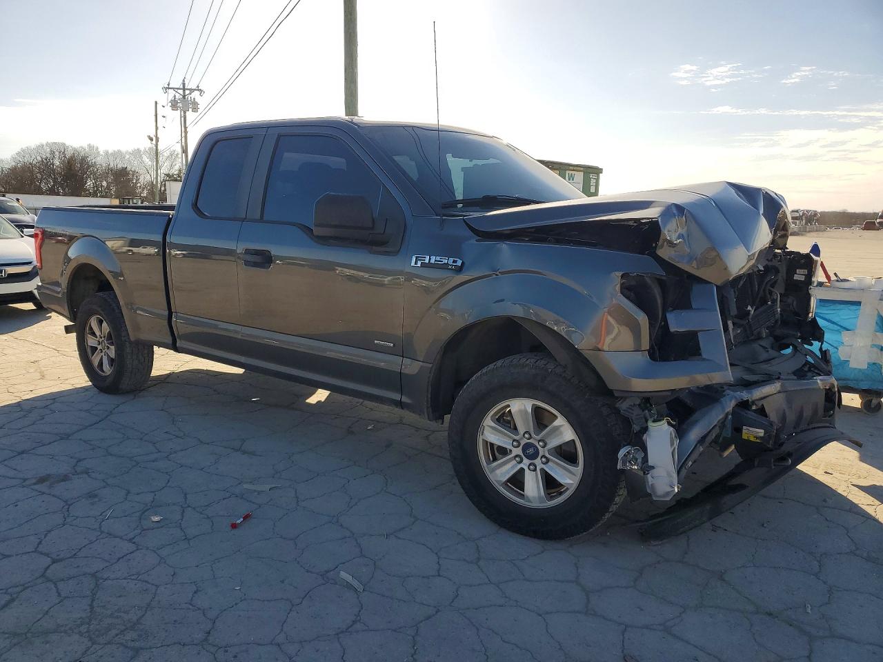 Ford F-150 Super Cab
