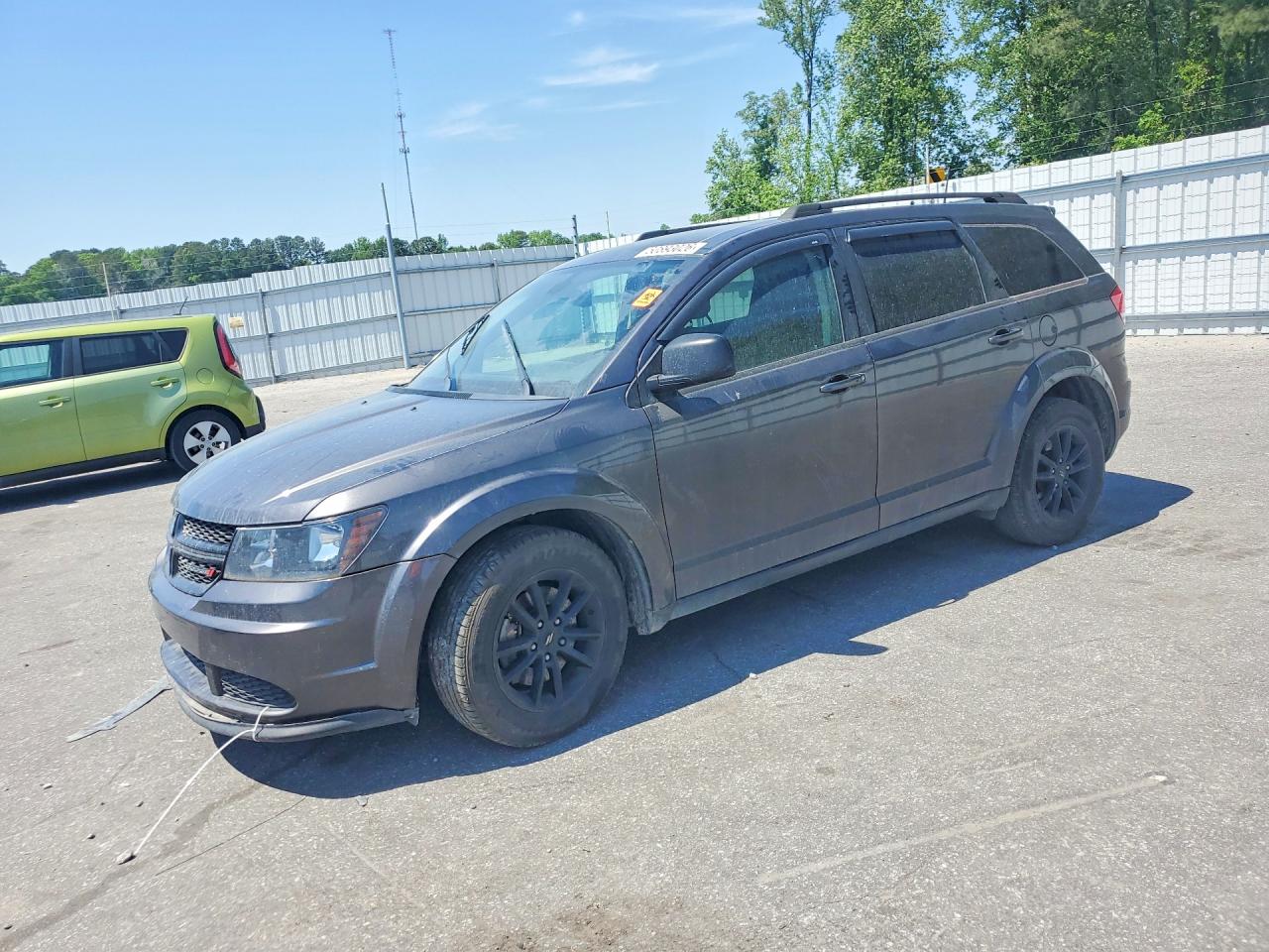 Salvage Dodge Journey Image