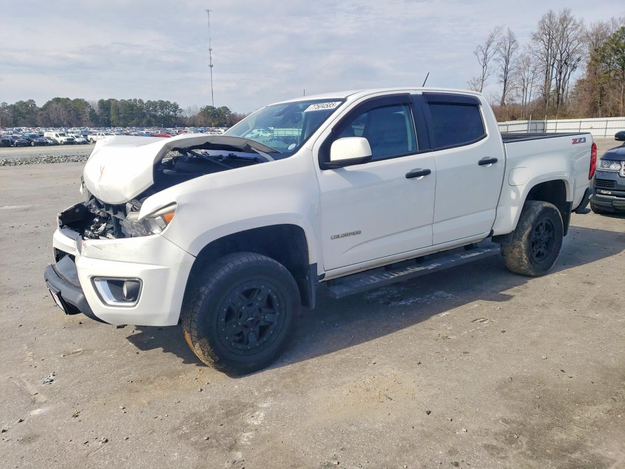 Salvage Chevrolet Colorado Image
