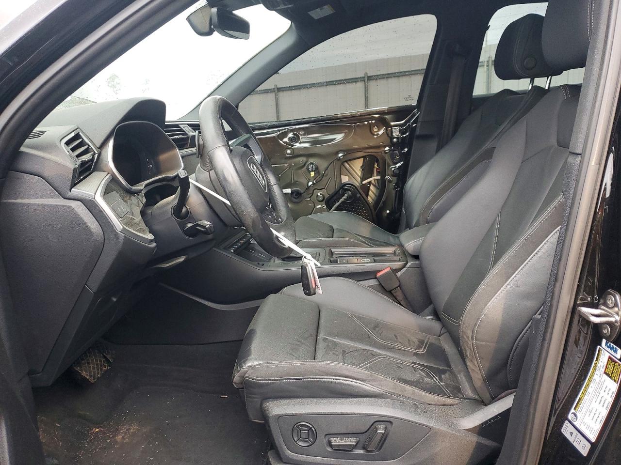 Audi Q3 Premium Plus S Line 45