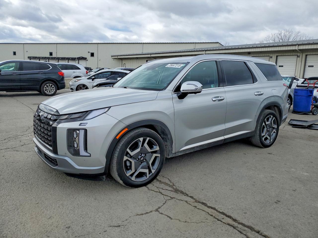 Salvage Hyundai PALISADE Image