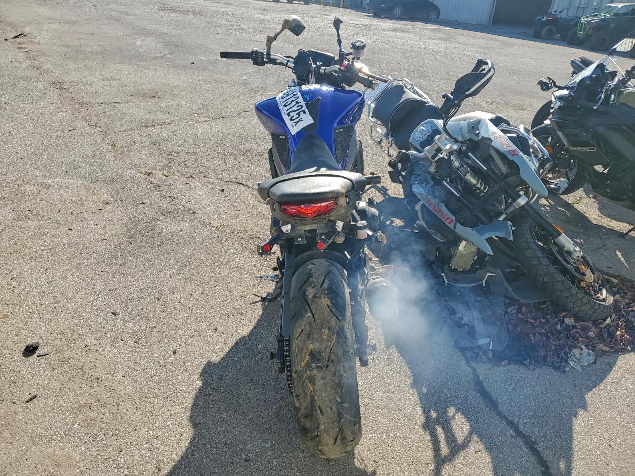 Yamaha Mt09
