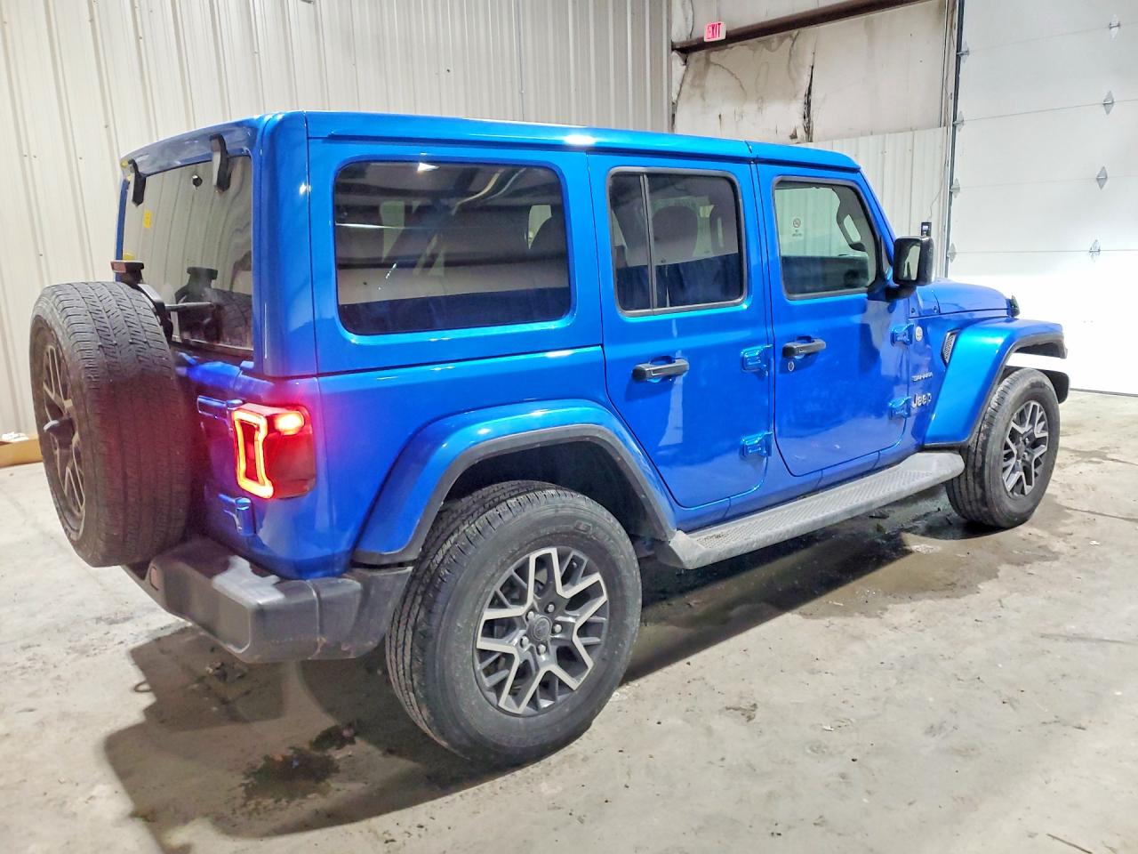 Jeep Wrangler Sahara