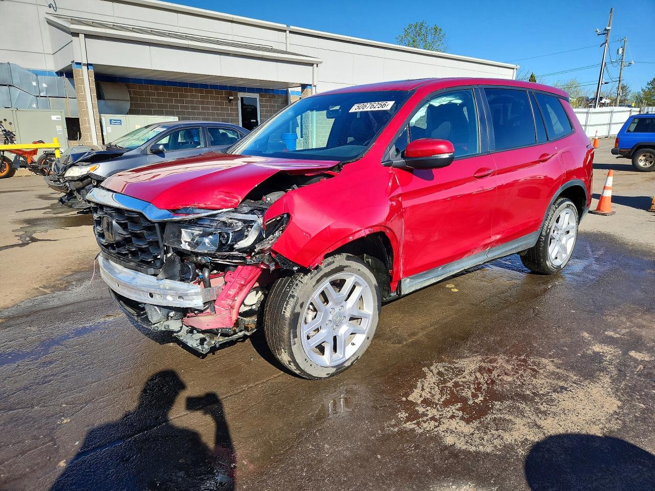 Salvage Honda Passport Image