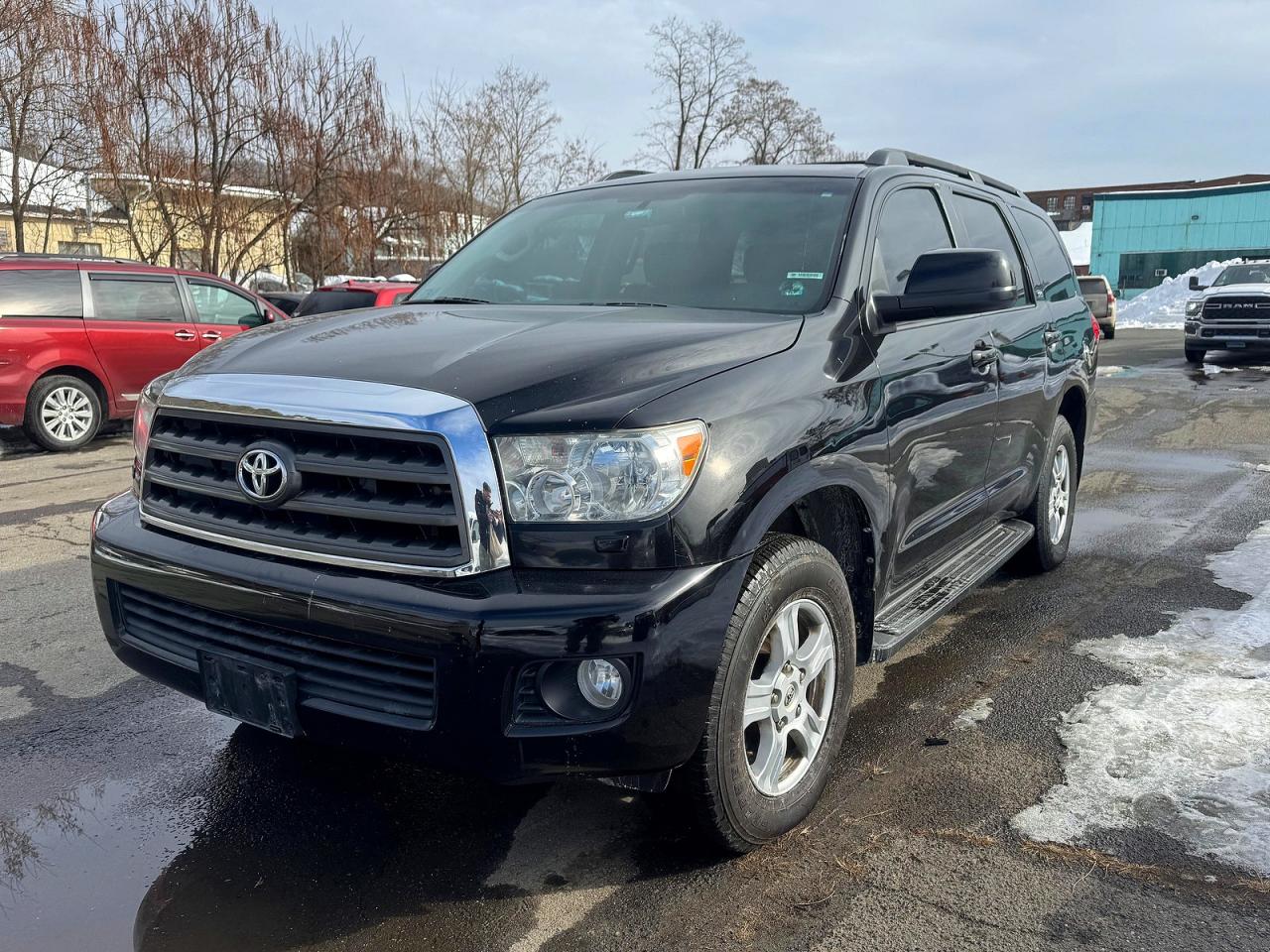 Toyota Sequoia Sr5