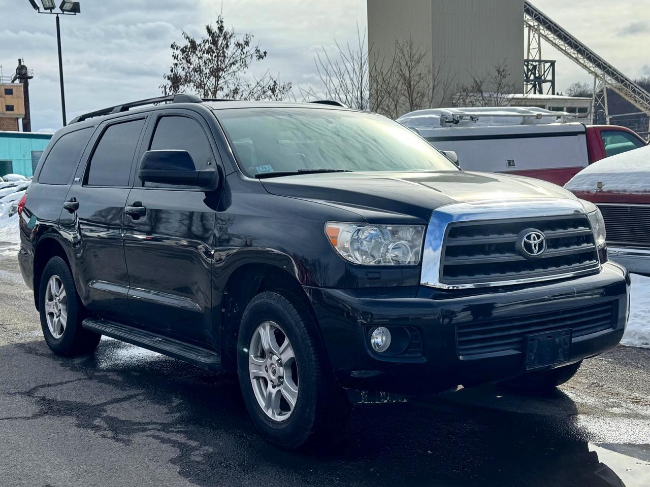 Salvage Toyota Sequoia Image