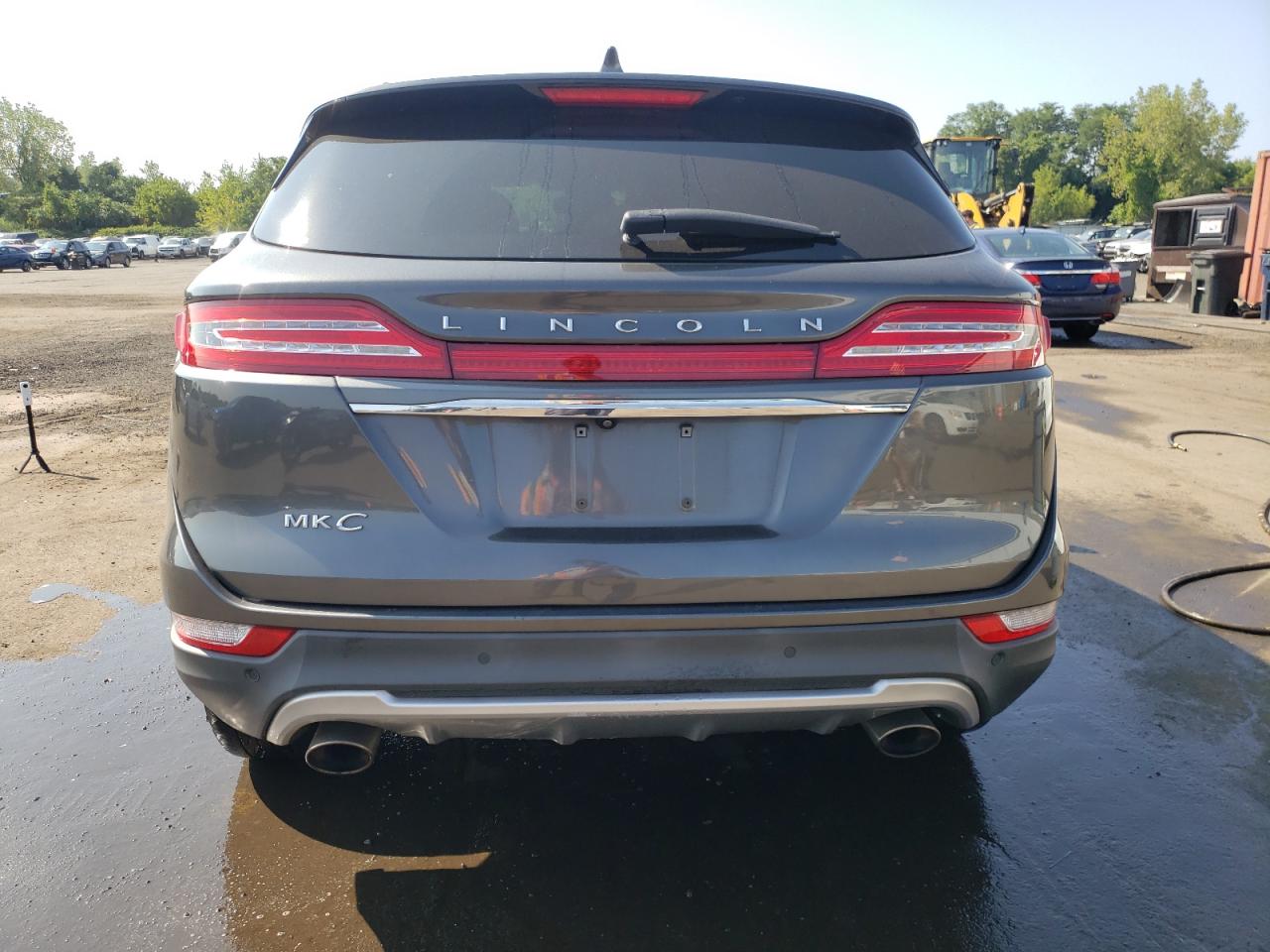 Lincoln MKC Select
