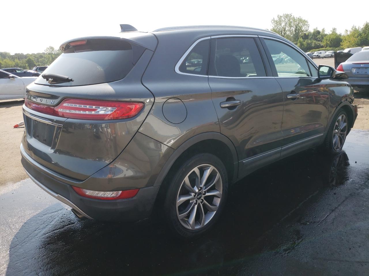 Lincoln MKC Select