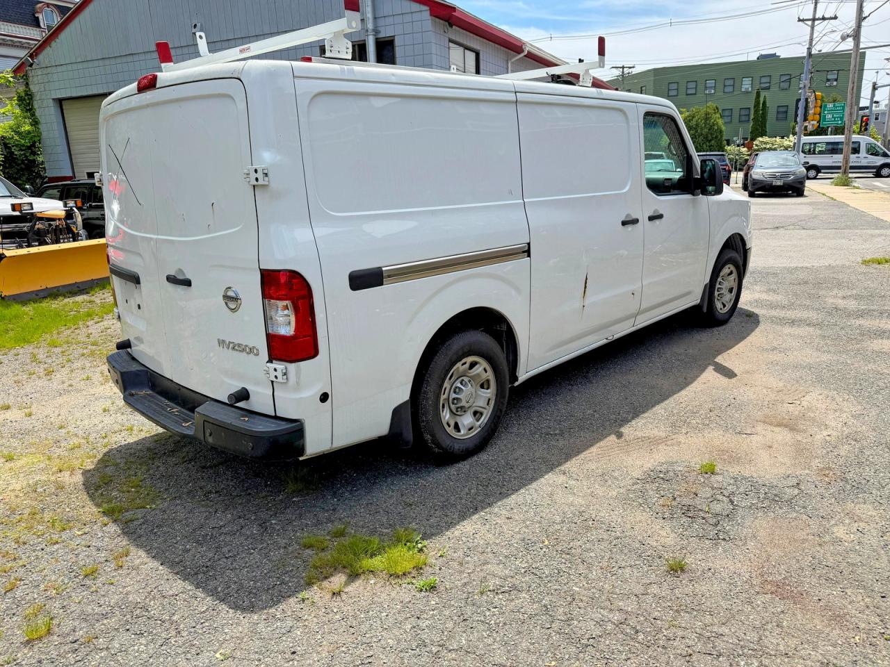 Nissan Nv 2500 Hd Sv