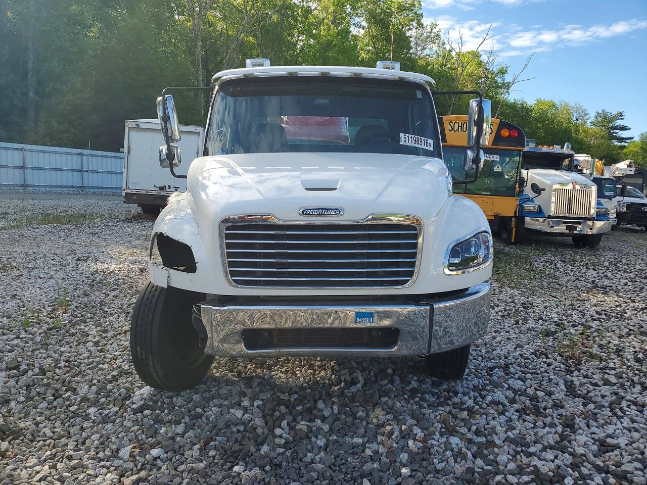 Freightliner M2 106 Medium Duty