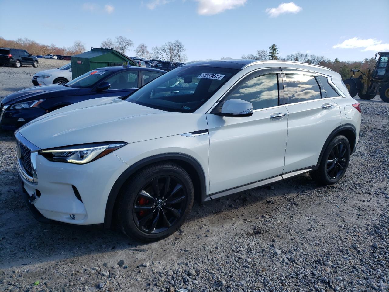 Salvage INFINITI Qx Image