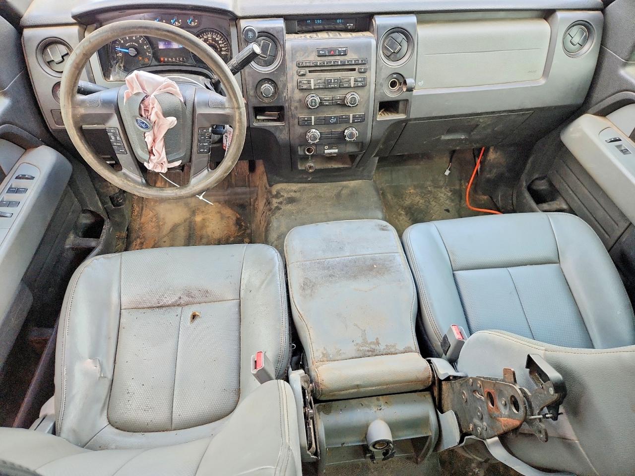 Ford F-150 Super Cab