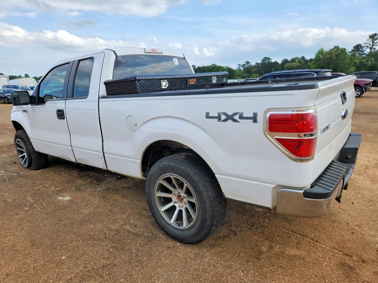 Ford F-150 Super Cab