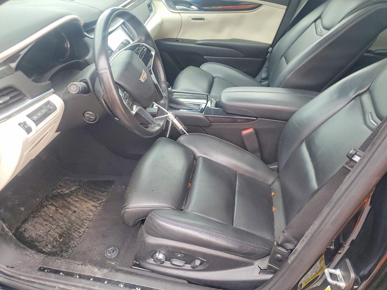 Cadillac XTS Platinum