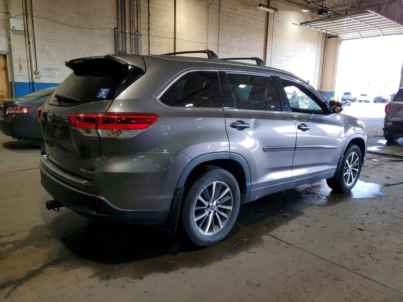 Toyota Highlander Xle